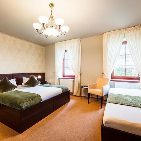 Hotel Plumlov Mostkovice Buitenkant foto