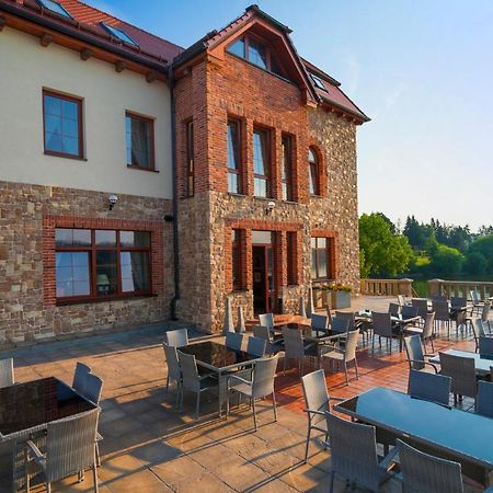 Hotel Plumlov Mostkovice Buitenkant foto