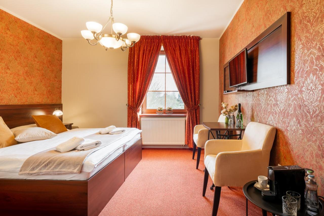Hotel Plumlov Mostkovice Buitenkant foto