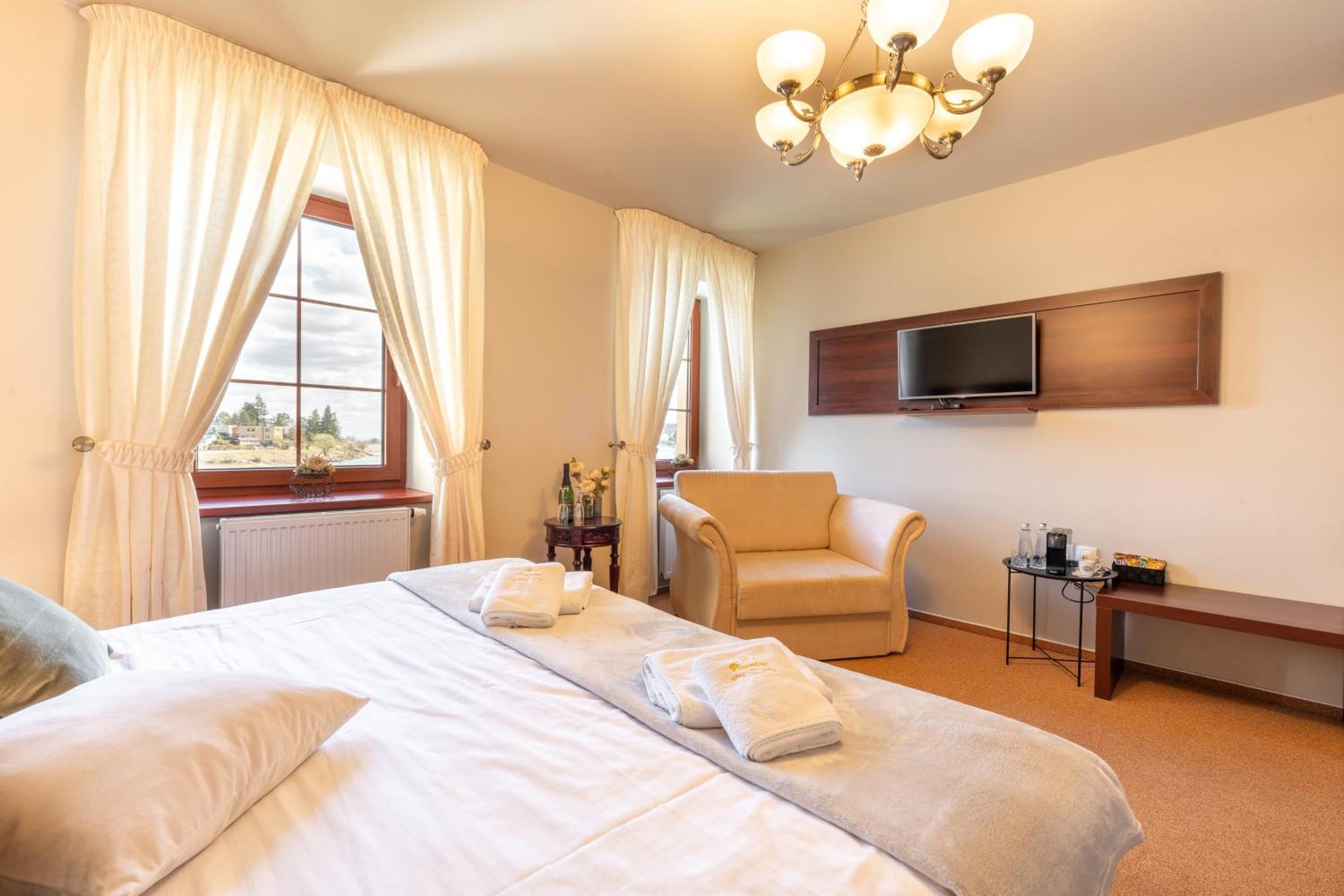Hotel Plumlov Mostkovice Buitenkant foto