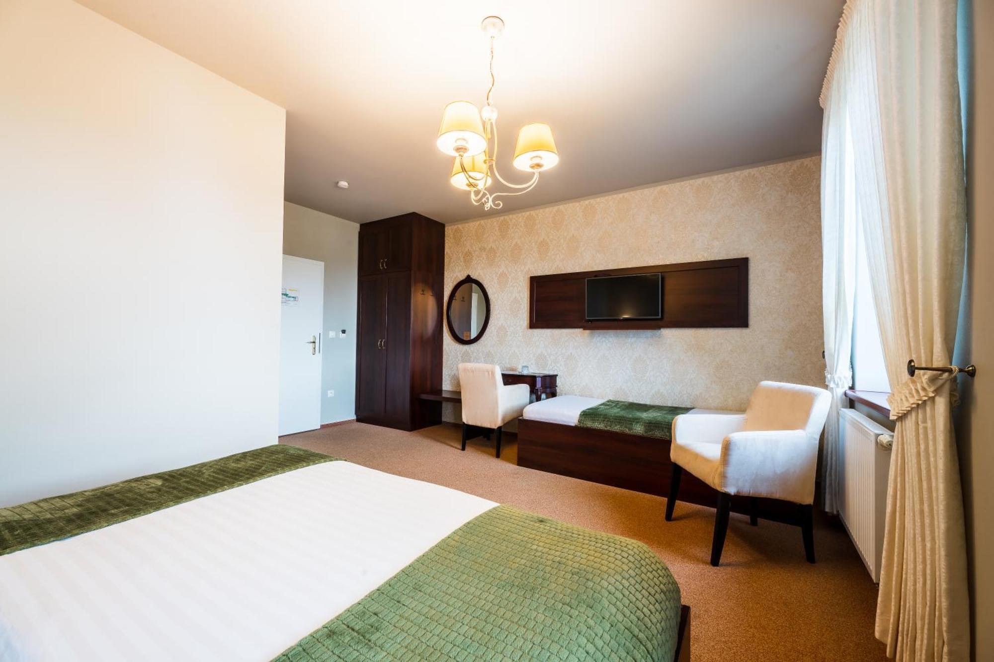 Hotel Plumlov Mostkovice Buitenkant foto