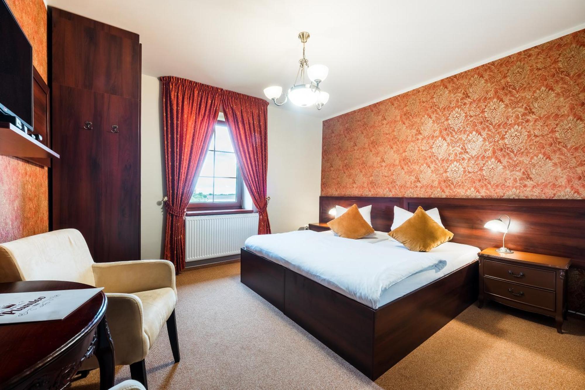 Hotel Plumlov Mostkovice Buitenkant foto